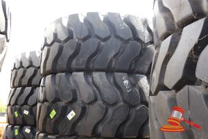 22 · 2 X TECHKING ETD 2, 29.5R 29, 2 STAR, A2, 218, L5, L2, LU
