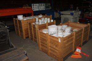 3 X TIMBER CRATES OF BULWARK EPOXY COMPOSITES INCLUDING: APPROX 6 X PIPE SHIELD KIT (20KG), APPROX 10 X GLASS SHIELD KIT (9KG), APPROX 10 X QUICK BOND KIT (3KG), APPROX 6 X CRUSHER BACK KIT (20KG), APPROX 70 X STEEL GUARD KIT (12KG)