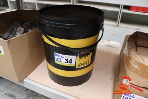 34 · TUB OF ENI GREASE SM 2, 18kgs