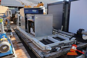 1 X Robuschi Robox Rotary Lobe Blower Package, Model: Es 6613p-Kvp125-Ht, Sn:12-18900 / 12-8867, Includes: Control Unit And Piping Connection Points, (Untested, Shows Rust / Wear), Approx; 2.4m W X 6.2m L X 2.8m H, On A Pallet