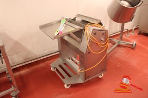 45 · MAJA ESM MEAT SKINNING / DE RINDERING MACHINE. MODE ESM4550. 3 PHASE (PLUG). APPROX 1050 X 800 X H1030MM. NOTE: REMOVED FROM SERVICE 24TH JULY 2026
