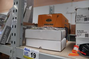 19 · BUNDLE WITH 24x TUBES OF GSA ACRYLI SEAL, GAP FILLER A205, 450g AND 2x BOXES OF SCRAPERS