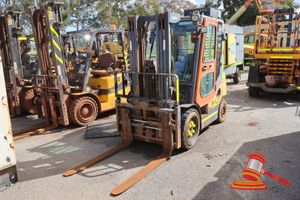 Crown Forklift Pro 5, Model: Cd33s5 Sn: Fda07147004865, Type D, Year: 2014, 2710kg Capacity , 43.7kw Power (Some Marks, Used Condition) (B-Fl2) (Drn-05.17.2025-10:28:14)