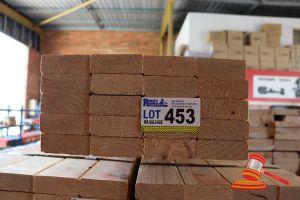 20x LENGTHS OF NON-STRUCTURAL, UNTREATED PINE TIMBER, APPROX 90 x 35mm x 4.2m