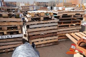 Approx 10 X Wooden Pallets, Various Sizes And Brands, 1.2m (Used Condition)