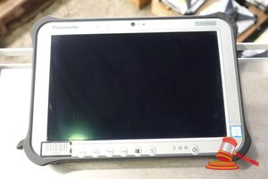 47 · PANASONIC FZ-G1 TOUGHPAD, INTEL CORE i5 7300U 2.60GHZ CPU, 8GB RAM, 500GB SSD / NO OS, MISSING BATTERY, 5380 HOURS, SN:9ATSC70144 / AN:ITT25797, UNTESTED ( NO CHARGER / SOME MARKS)
