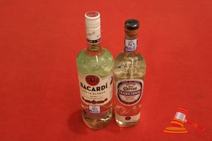 1 X Jose Cuervo Tequila Silver 700ml, 1 X Bacardi 1l