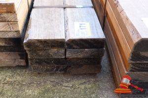 8x Lengths Of Non-Structural, Untreated Pine Timber, Approx 140 X 45mm X 3m (Weathered)