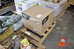 Caterpillar Air Conditioner, P/N; 1279138, 320 X 600 X 490mm H, On A Pallet