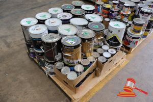 70 · PALLET OF VARIOUS PAINT TINS, VARIOUS SIZES AND BRANDS, TAUBMANS ENDURE, TAUBMANS TRADEX, DULUX, PERMALUX, DAMAGED AND LEAKING, ON A PALLET