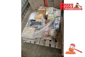 PALLET UNUSED TOYOTA LANDCRUISER AND HILUX PARTS