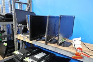 5 X Lcd Computer Monitors (2 X 22 Inch, 3 X 24 Inch), Some Scratches/Marks, Untested, (No Cables Included)