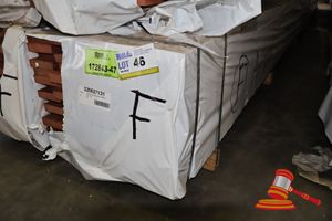 46 · PACK OF JARRAH, SKIP DRESSED, 100 x 25, FEATURE 408 LM, 1.020 M3, PACK# 320027131, TRANSPORT DIMS- 5.7 MT x H 450 x W 480.