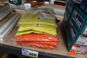 366 · BUNDLE OF MEN'S WORK SHIRTS, 3x YELLOW SIZE: SMALL, 3x ORANGE SIZE: 4XL