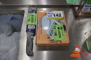 142 · SOLLENGEN 8 INCH CHEF KNIFE, ELECTRONIC 10KG KITCHEN SCALE