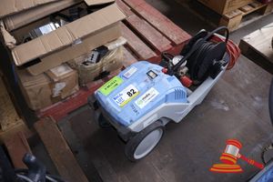 82 · 1 X KRANZLE HIGH PRESSURE CLEANER, MODEL: K1152TST, SN; KF-01706332, UNTESTED, SOME MARKS, APPROX; 850MM H X 240MM W X 340MM D