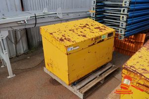 27 · STORE - SAFE SITE BOX SB1200 ON CASTORS APPROX DIMENSIONS 1210mm L x 720mm W x 950mm H