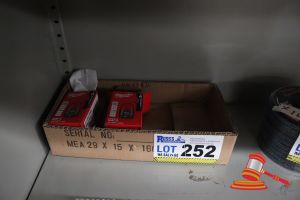 252 · 2x MILWAUKEE LITHIUM-ION BATTERIES, CODE: M12B3, UNTESTED