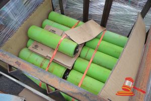108 · 13 X 45 DEG 3 ROLL CARRY TRAIN IN STEEL FRAME CRATE. OLS 7442634(4972248084)