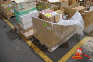 44 · VARIOUS ITEMS, INCLUDING 15L TUB OF CLOSED LOOP CORROSION INHILITER, CW388, 19L TUB OF TYRE GLYDE LIQUID BEAD LUBE, BOX OF CANVAS WORK SATCHELS, BOX OF ULTRA FIL AIR FILTERS, 495 x 595 x 45, 2 x HAFCO CENTRE PINCH SET, 3 PIECE JAYCAR J SERIES AIR CONDITIONING COMPRESSER, AUTO MOTIVE, S/N COMP 7H1524V1BVOR, STAUFF AIR CONDITIONER FILTER, P/N SDB-093/2 BOX WHITE DYE MAKER SPRAY CANS (S44#RITM0778063, DR#1455)