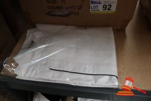 92 · 20x WHITE SHORT SLEEVE CHEFS JACKETS, SIZE: M