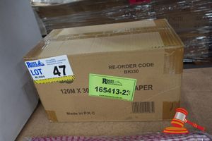 47 · BAKING PAPER (BOX OF 4 ROLLS)