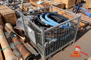 72 · 1 X METAL CAGE FILLED WITH INDUSTRIAL HOSES, OF VARIOUS DIAMETERS AND LENGTHS, SOME INCLUDE MSHA IC-227/12 FRAS AND ABRASION RESISTANT, SOME MARKS