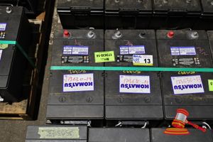 13 · 2 X KOMATSU BATTERY, 12V, 58D0601190, RC 440, CCA(A): 1425, REF.CA @0C; 1755, (UNTESTED), APPROX; 480MM D X 260MM W X 230MM H