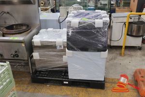 26 · ICE MACHINE 350KG/DAY (UNUSED)