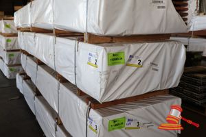 2 · PACK OF JARRAH OVERLAY, FEATURE, 130mm x 013mm, 27.43M2, 211LM, RANDOM LENGTHS (L2.960mt x W520mm x H350 x 350kg WEIGHT APPROX TRANSPORT SIZE) (PACK# 320029832)