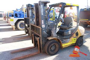 30 · 2010 KOMATSU FD30T-17 FORKLIFT SERIAL# 303746, DIESEL, 600mm LOAD CENTRE. **NON- RUNNER, (ASSET# FL1011) - REPORTED HOURS:11211