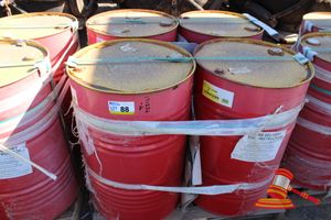 88 · 4X SHELL TELLUS S2 MX 68 HYDRAULIC OIL 209L