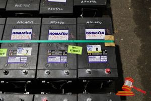 8 · 2 X KOMATSU BATTERY, 12V, 58D0601190, RC 440, CCA(A): 1425, REF.CA @0C; 1755, (UNTESTED), APPROX; 480MM D X 260MM W X 230MM H