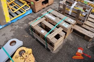 2 X Komatsu Shafts, Komatsu P/N:208-30-74120, Suit Komatsu Equipment, On A Pallet