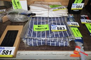 583 · BUTCHER STRIPE BIB APRON (10)