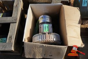 1 X DUNAVOX TOWER FAN, 3 SPEED, MODEL: 2RB 710-7AT26, SN:200224 26/0052, 60HZ, 230W, UNTESTED (B7874569 )(CCANA070, PLANT# 1002)