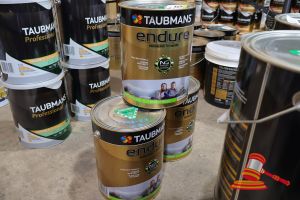 63 · 3 X TAUBMANS ENDURE PAINT TINS, INTERIOR WALLS, WHITE, SEMI GLOSS, 10L