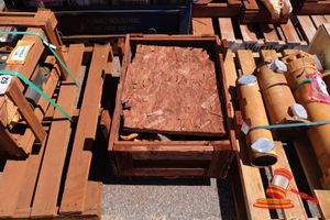 Approx 14 X Catpillar Track Links, P/N: 9w3137, Approx; 240mm W X 80mm D, Some Marks, In A Crate(B4020535)