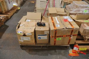 Assorted Poly Pipe Fittings And Components Including Fusion. Assorted Sizes -Elbows And Joiners On A Pallet