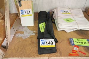 140 · 9PCE KNIFE WRAP W/KNIVES